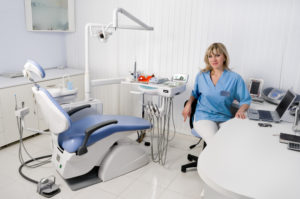 cosmetic dentist